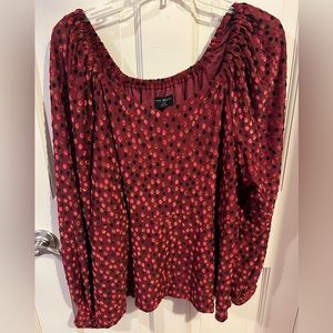 Long sleeve polkadot top